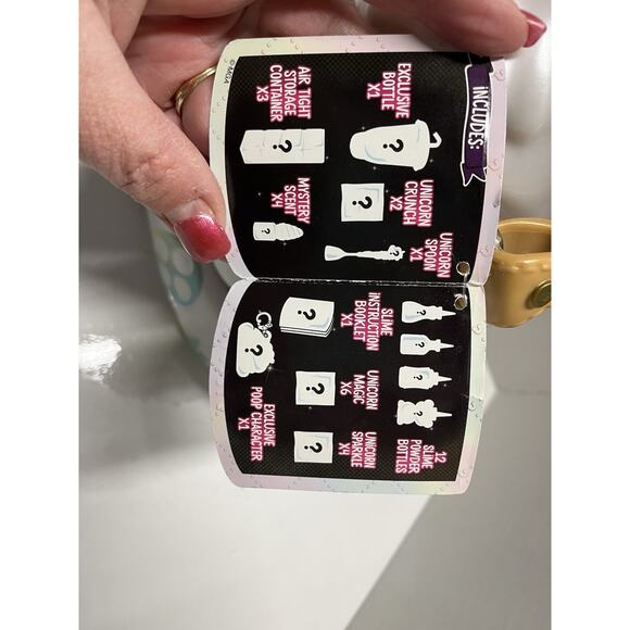 Poopsie Pooey Puitton DIY Slime Kit Carrying Case Purse Poop 35+ Magic Surprises - Picture 2 of 6